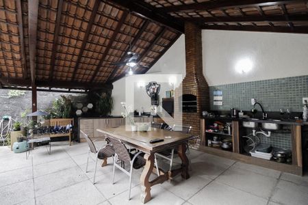 Casa de condomínio para alugar com 606m², 4 quartos e 2 vagas Casa de condomínio para alugar com 606m², 4 quartos e 2 vagasÁrea gourmet