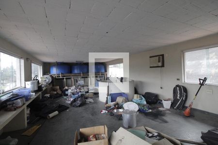 Casa de condomínio para alugar com 606m², 4 quartos e 2 vagas Casa de condomínio para alugar com 606m², 4 quartos e 2 vagasSótão