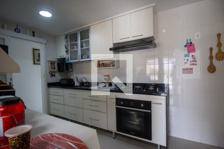 Apartamento à venda com 320m², 4 quartos e 2 vagasCozinha