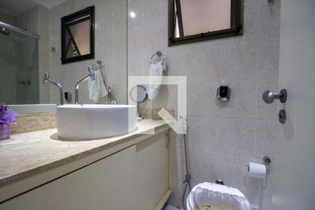 Apartamento à venda com 320m², 4 quartos e 2 vagasBanheiro Social