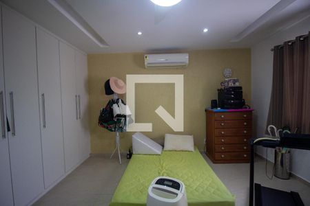 Apartamento à venda com 320m², 4 quartos e 2 vagasSuíte 2