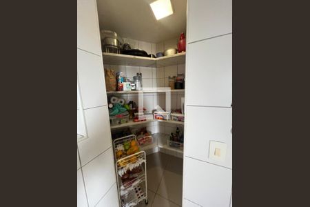 Apartamento à venda com 245m², 4 quartos e 4 vagas
