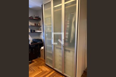 Apartamento à venda com 245m², 4 quartos e 4 vagas