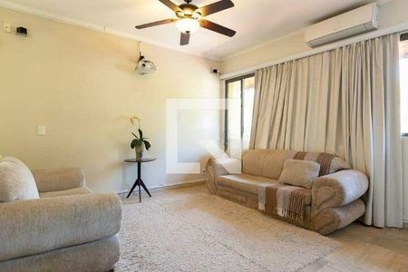 Casa de condomínio à venda com 330m², 5 quartos e 7 vagas