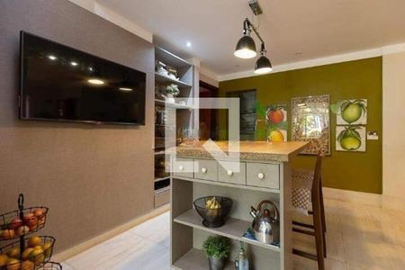 Casa de condomínio à venda com 330m², 5 quartos e 7 vagas