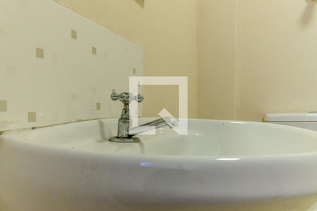 Banheiro de kitnet/studio à venda com 1 quarto, 30m² em Vila Buarque, São Paulo