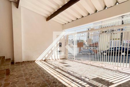 Casa para alugar com 90m², 3 quartos e 2 vagas Casa para alugar com 90m², 3 quartos e 2 vagasGaragem