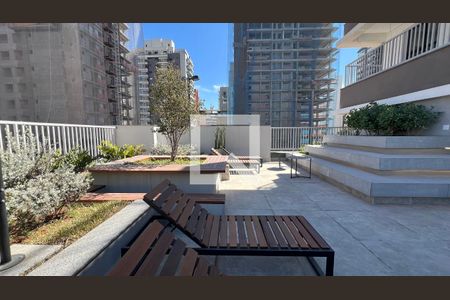 Studio para alugar com 23m², 1 quarto e sem vaga Studio para alugar com 23m², 1 quarto e sem vagaTerraço