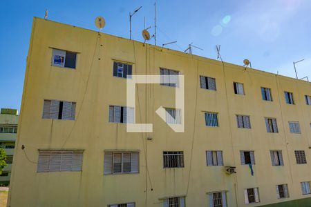 Apartamento à venda com 57m², 2 quartos e 1 vaga Apartamento à venda com 57m², 2 quartos e 1 vagaFachada do bloco
