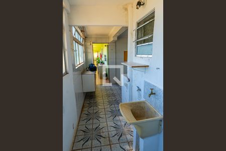 Apartamento à venda com 57m², 2 quartos e 1 vaga Apartamento à venda com 57m², 2 quartos e 1 vagaCozinha e Área de Serviço