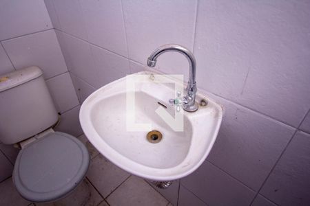 Casa à venda com 250m², 7 quartos e sem vaga Casa à venda com 250m², 7 quartos e sem vagaBanheiro da casa 3