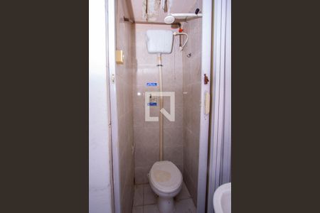 Casa à venda com 250m², 7 quartos e sem vaga Casa à venda com 250m², 7 quartos e sem vagaLoja