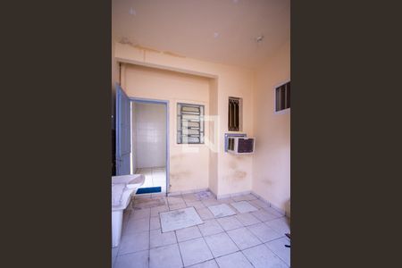 Casa à venda com 250m², 7 quartos e sem vaga Casa à venda com 250m², 7 quartos e sem vagaÁrea de Serviço da casa 2