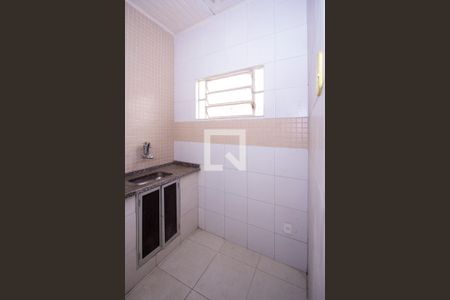 Casa à venda com 250m², 7 quartos e sem vaga Casa à venda com 250m², 7 quartos e sem vagaCozinha da casa 3