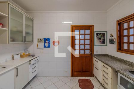 Casa à venda com 220m², 3 quartos e 4 vagas Casa à venda com 220m², 3 quartos e 4 vagasCozinha