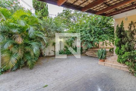 Casa à venda com 220m², 3 quartos e 4 vagas Casa à venda com 220m², 3 quartos e 4 vagasÁrea Externa