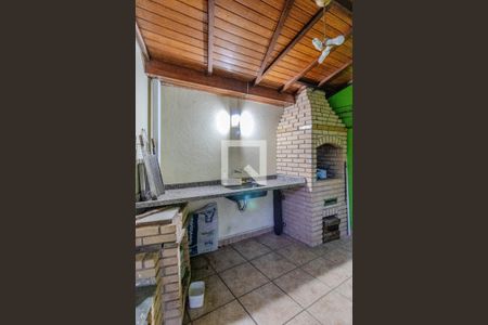 Casa à venda com 220m², 3 quartos e 4 vagas Casa à venda com 220m², 3 quartos e 4 vagasÁrea Externa