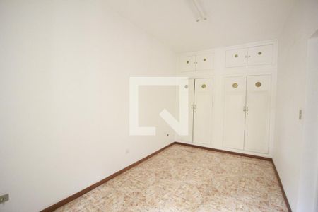 Casa à venda com 235m², 4 quartos e 3 vagasQuarto 3