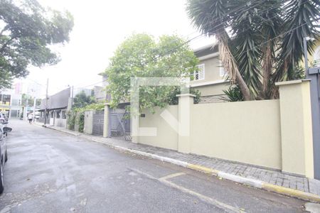 Casa à venda com 235m², 4 quartos e 3 vagasFachada