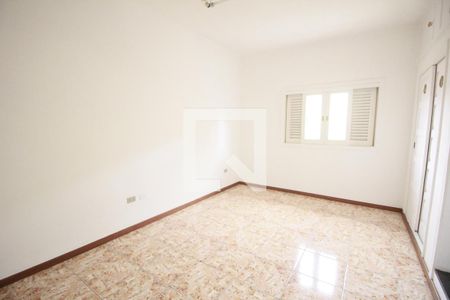 Casa à venda com 235m², 4 quartos e 3 vagasQuarto 4