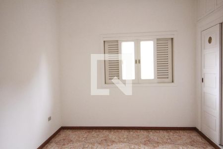 Casa à venda com 235m², 4 quartos e 3 vagasQuarto 4