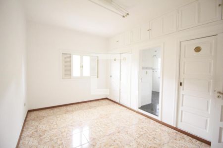 Casa à venda com 235m², 4 quartos e 3 vagasQuarto 4