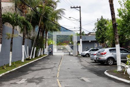 Casa de condomínio para alugar com 200m², 2 quartos e 3 vagas Casa de condomínio para alugar com 200m², 2 quartos e 3 vagasFachada e portaria