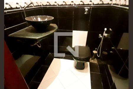 Casa de condomínio para alugar com 200m², 2 quartos e 3 vagas Casa de condomínio para alugar com 200m², 2 quartos e 3 vagasLavabo