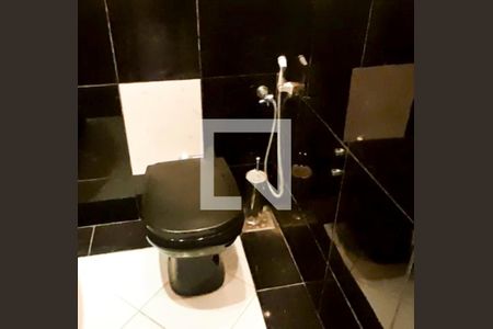 Casa de condomínio para alugar com 200m², 2 quartos e 3 vagas Casa de condomínio para alugar com 200m², 2 quartos e 3 vagasLavabo