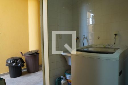 Casa à venda com 143m², 3 quartos e 2 vagasÁrea de Serviço