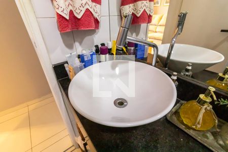 Apartamento à venda com 83m², 3 quartos e 2 vagasBanheiro 2