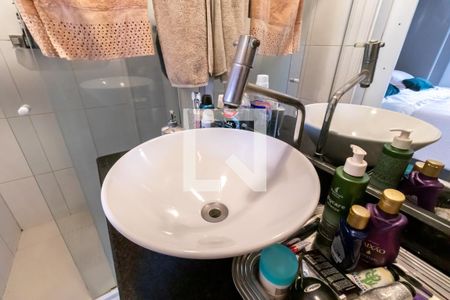 Apartamento à venda com 83m², 3 quartos e 2 vagasBanheiro da Suíte