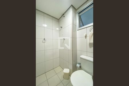 Apartamento à venda com 79m², 2 quartos e 1 vaga Apartamento à venda com 79m², 2 quartos e 1 vagaBanheiro Social