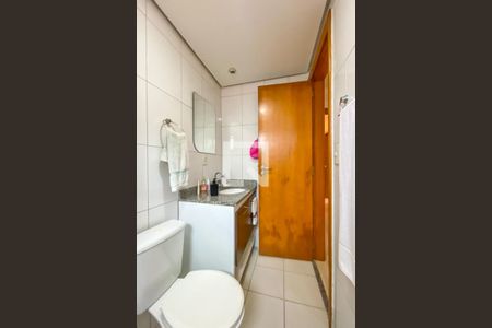 Apartamento à venda com 79m², 2 quartos e 1 vaga Apartamento à venda com 79m², 2 quartos e 1 vagaBanheiro da Suíte