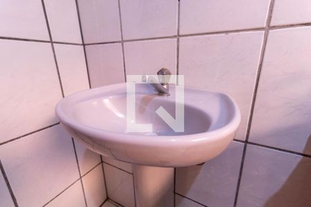 Casa à venda com 120m², 3 quartos e 1 vaga Casa à venda com 120m², 3 quartos e 1 vagaBanheiro