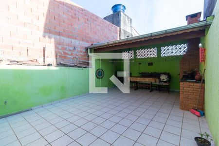 Casa à venda com 120m², 3 quartos e 1 vaga Casa à venda com 120m², 3 quartos e 1 vagaQuintal