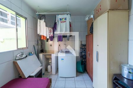 Casa à venda com 120m², 3 quartos e 1 vaga Casa à venda com 120m², 3 quartos e 1 vagaLavanderia