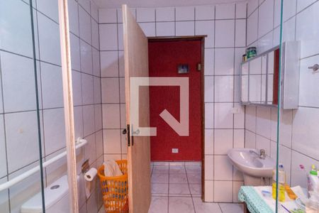 Casa à venda com 120m², 3 quartos e 1 vaga Casa à venda com 120m², 3 quartos e 1 vagaBanheiro