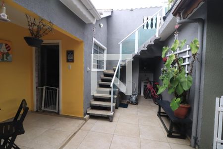 Casa à venda com 208m², 3 quartos e 2 vagasÁrea de Serviço