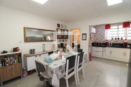 Casa à venda com 208m², 3 quartos e 2 vagasCozinha