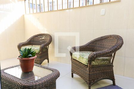 Casa de condomínio à venda com 85m², 2 quartos e 1 vaga Casa de condomínio à venda com 85m², 2 quartos e 1 vagaVaranda