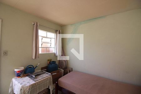 Casa à venda com 81m², 2 quartos e 1 vagaQuarto de Serviço