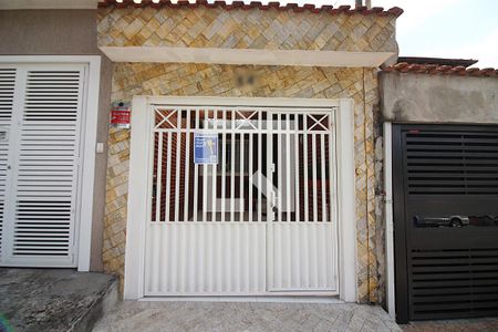 Casa à venda com 81m², 2 quartos e 1 vagaFachada
