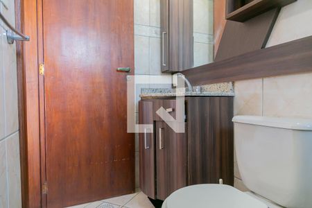 Casa à venda com 205m², 4 quartos e 2 vagas Casa à venda com 205m², 4 quartos e 2 vagasBanheiro da Suíte
