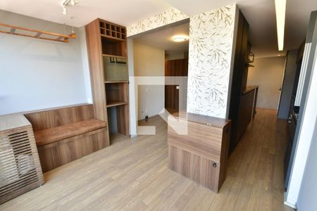 Sala de apartamento à venda com 3 quartos, 83m² em Vila Iza, Campinas