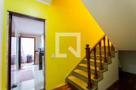 Casa à venda com 170m², 3 quartos e 2 vagas Casa à venda com 170m², 3 quartos e 2 vagasCorredor