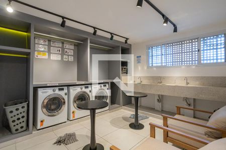 Apartamento à venda com 34m², 1 quarto e 2 vagas Apartamento à venda com 34m², 1 quarto e 2 vagasÁrea comum - Lavanderia