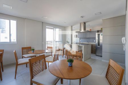 Apartamento à venda com 34m², 1 quarto e 2 vagas Apartamento à venda com 34m², 1 quarto e 2 vagasÁrea comum - Salão de festas