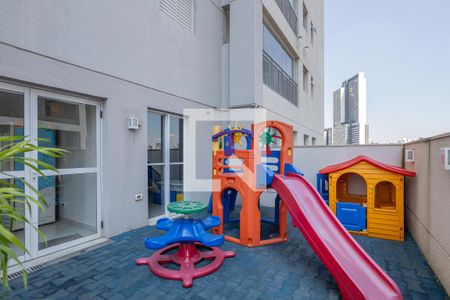 Apartamento à venda com 34m², 1 quarto e 2 vagas Apartamento à venda com 34m², 1 quarto e 2 vagasÁrea comum - Playground
