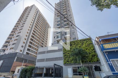 Apartamento à venda com 34m², 1 quarto e 2 vagas Apartamento à venda com 34m², 1 quarto e 2 vagasFachada